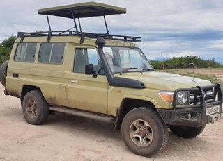 Toyota Land Cruiser safari car in Uganda